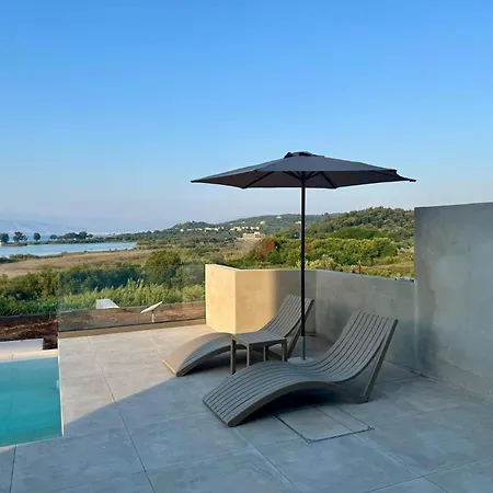 Emys By Posarellivillas Villa