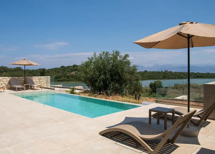 Emys By Posarellivillas Vila *